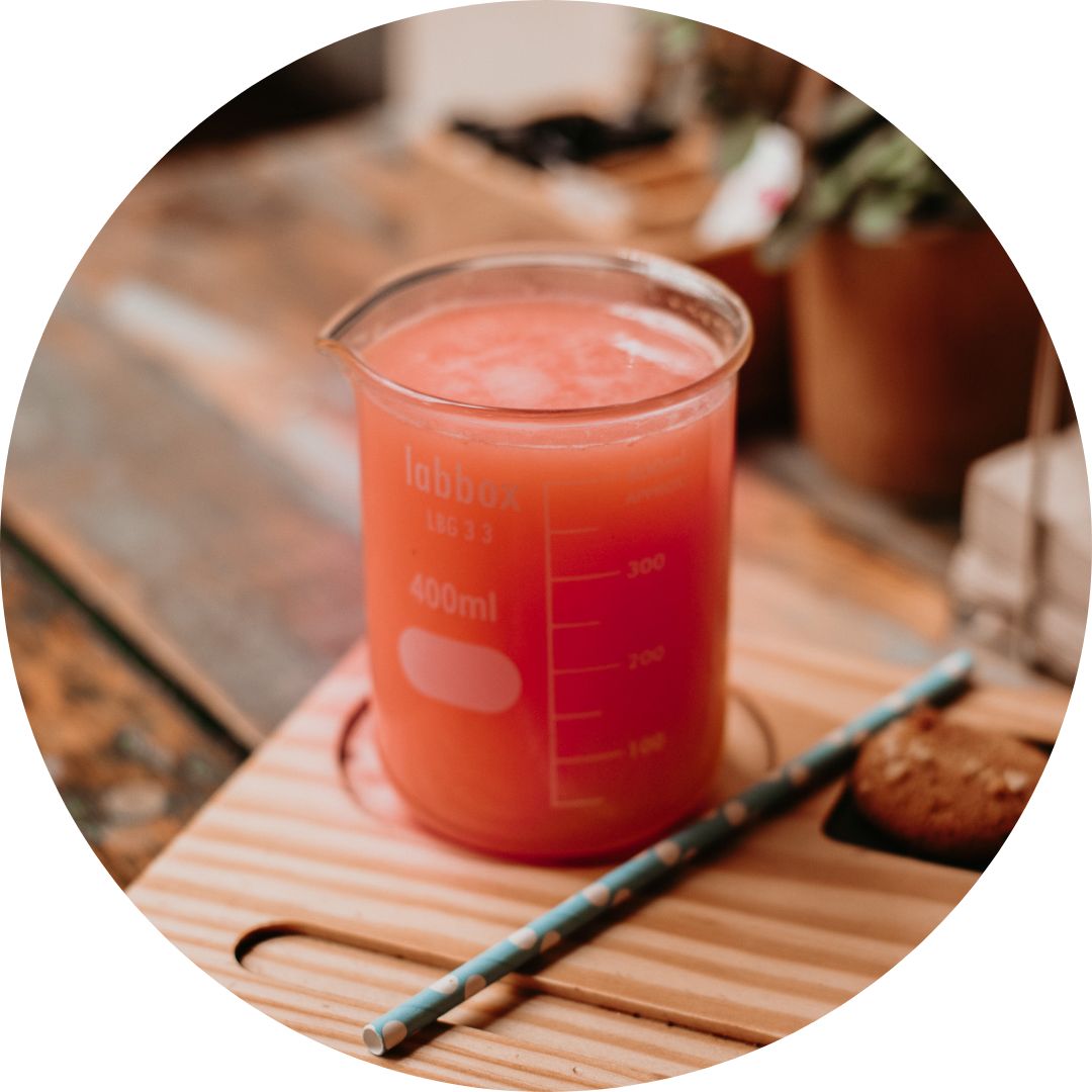 Naranja, tomate, apio y zanahoria  6,00€